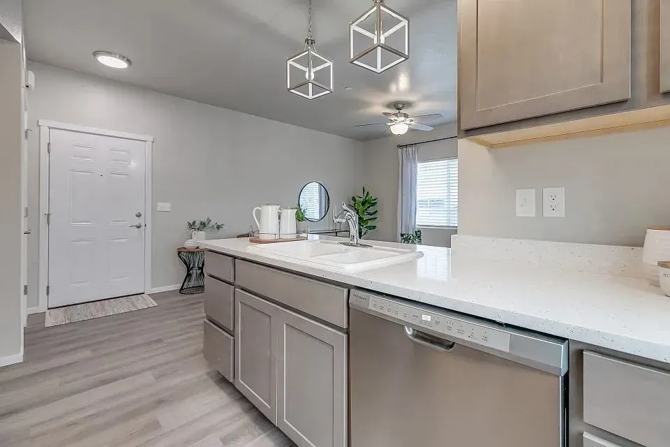 3 Bed 2 Bath Contemporary High-Rise Condo in Meridian, ID - 3