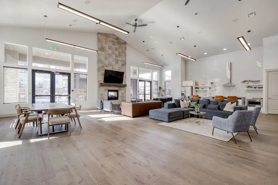 3 Bed 2 Bath Contemporary High-Rise Condo in Meridian, ID