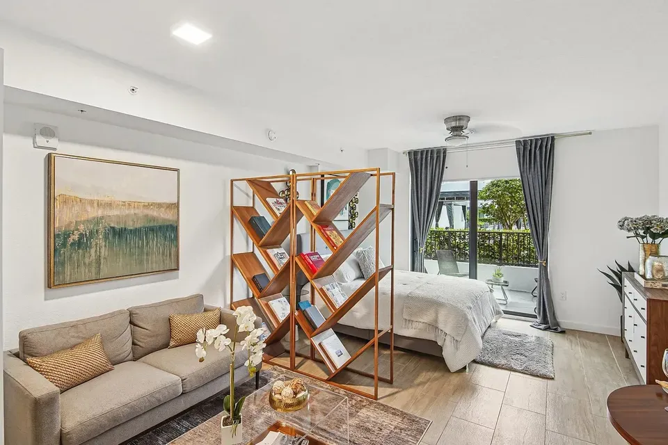 3 Bed 2 Bath Contemporary High-Rise Condo in Miami, FL - 3