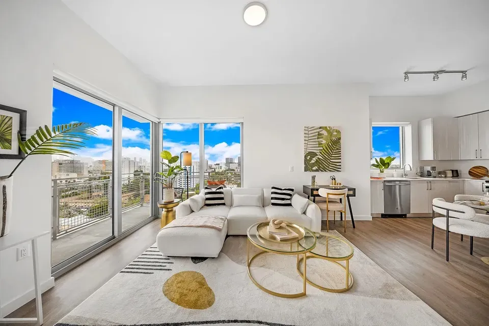 3 Bed 2 Bath Contemporary High-Rise Condo in Miami, FL - 3