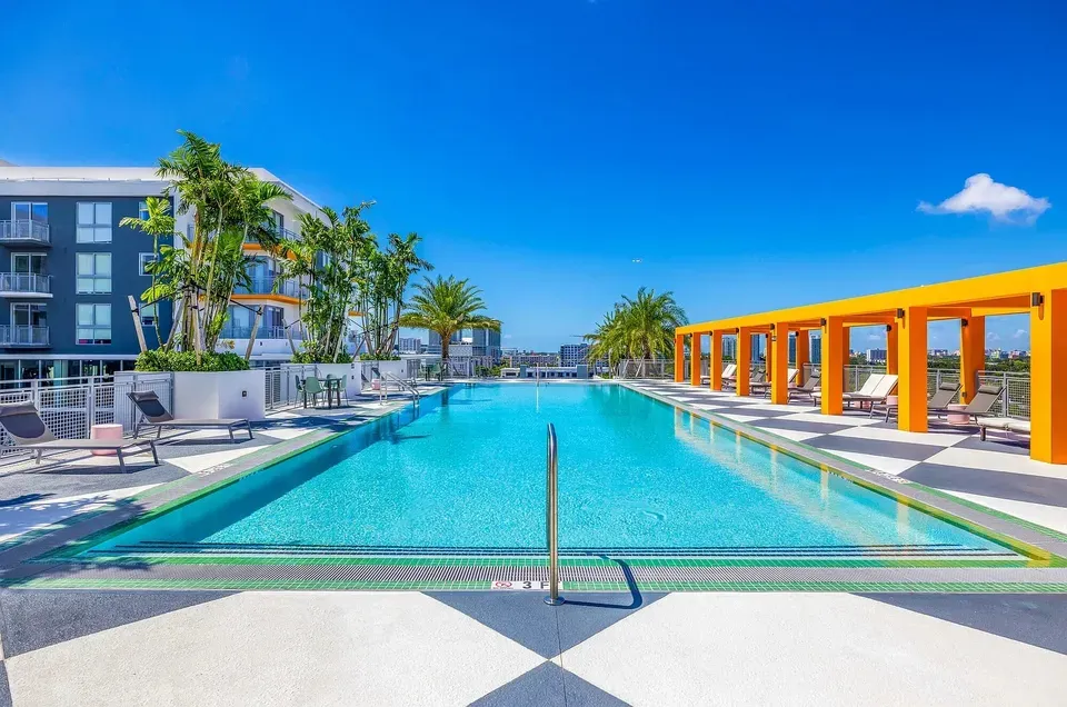 3 Bed 2 Bath Contemporary High-Rise Condo in Miami, FL - 4
