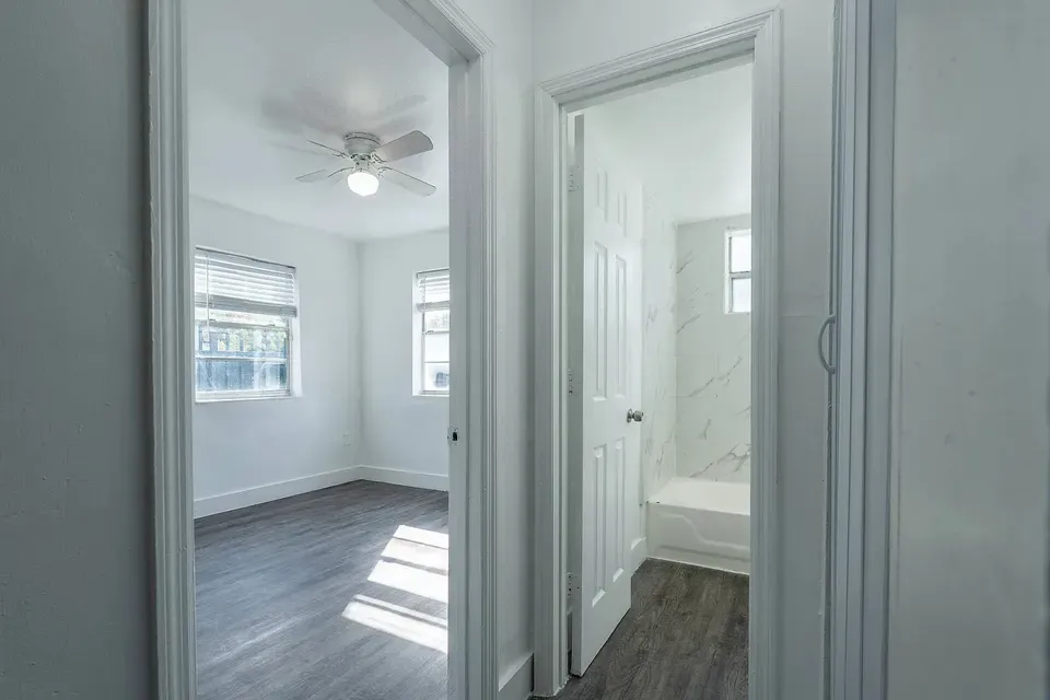 3 Bed 2 Bath Contemporary High-Rise Condo in Miami, FL - 2