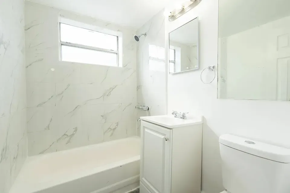 3 Bed 2 Bath Contemporary High-Rise Condo in Miami, FL - 3