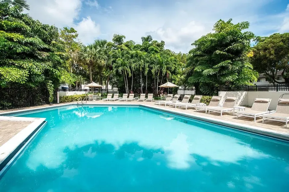3 Bed 2 Bath Contemporary High-Rise Condo in Miami, FL - 2