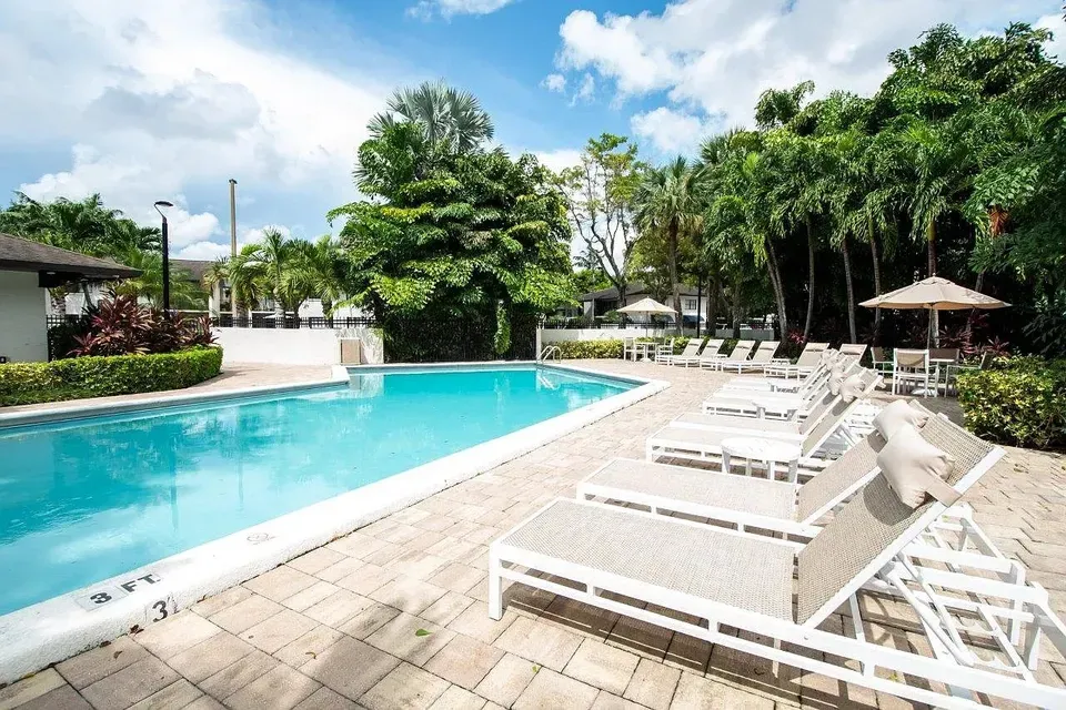 3 Bed 2 Bath Contemporary High-Rise Condo in Miami, FL - 3