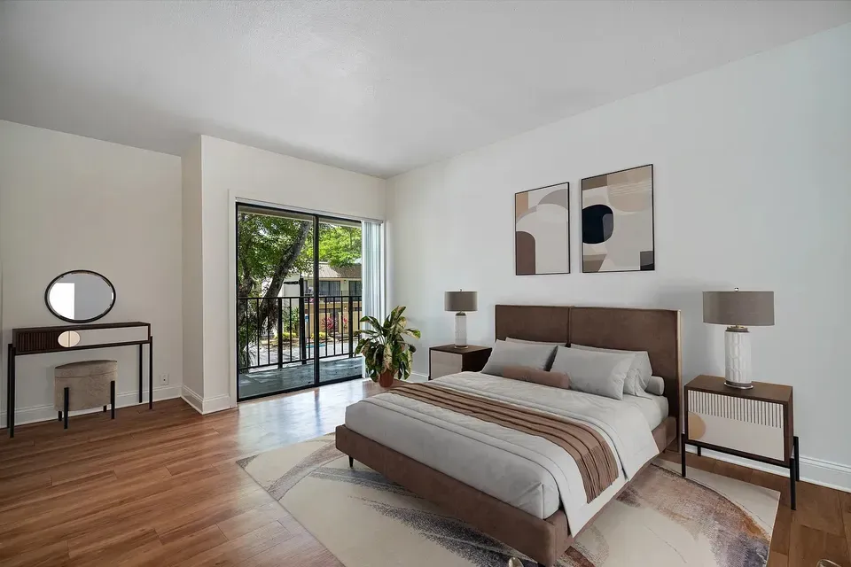 3 Bed 2 Bath Contemporary High-Rise Condo in Miami, FL - 5