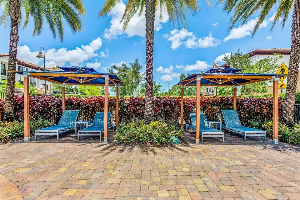 3 Bed 2 Bath Contemporary High-Rise Condo in Miami, FL - 5