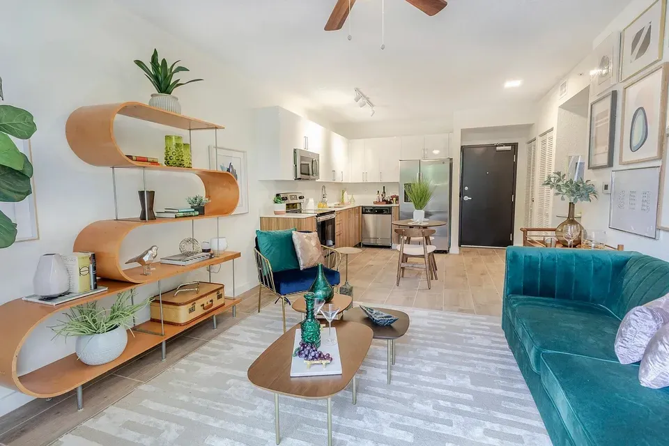 3 Bed 2 Bath Contemporary High-Rise Condo in Miami, FL - 4