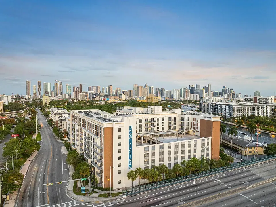 3 Bed 2 Bath Contemporary High-Rise Condo in Miami, FL - 1