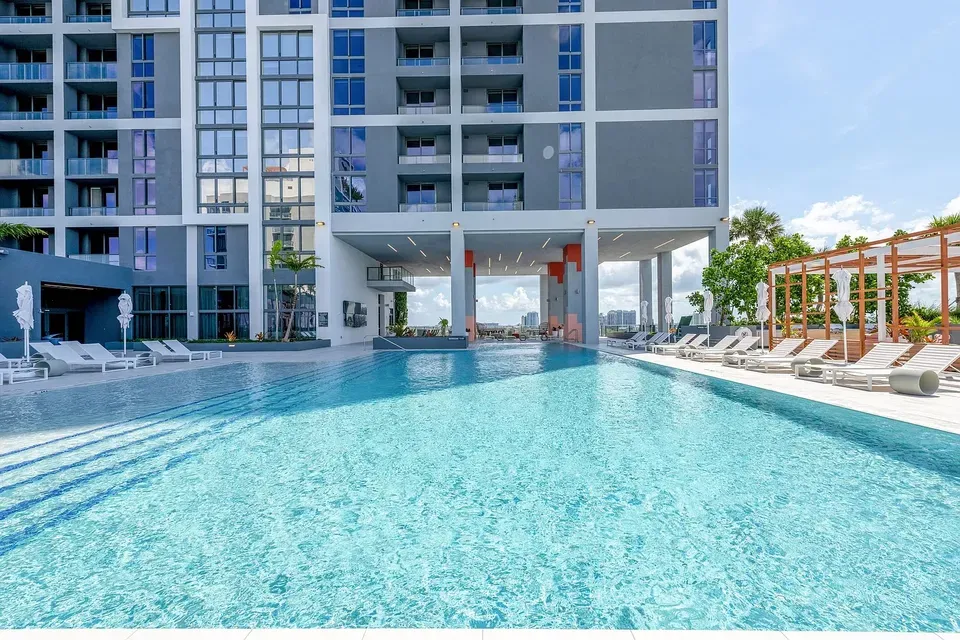 3 Bed 2 Bath Contemporary High-Rise Condo in Miami, FL - 1