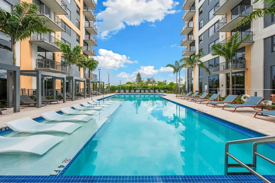 3 Bed 2 Bath Contemporary High-Rise Condo in Miami, FL - 1