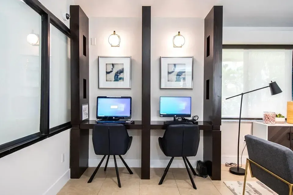 3 Bed 2 Bath Contemporary High-Rise Condo in Miami, FL - 4