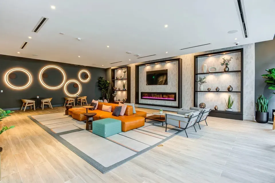 3 Bed 2 Bath Contemporary High-Rise Condo in Miami, FL - 5
