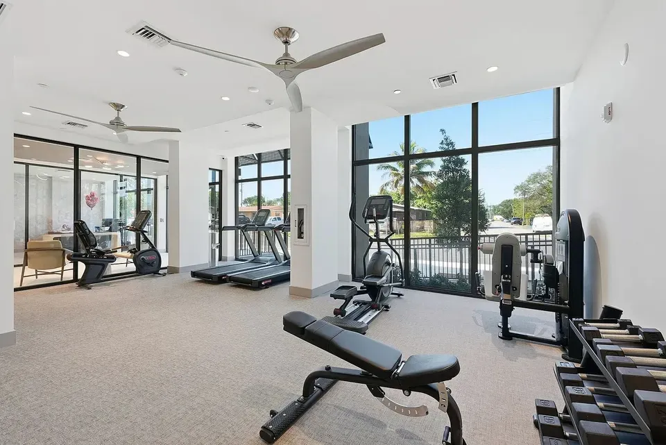 3 Bed 2 Bath Contemporary High-Rise Condo in Miami, FL - 2