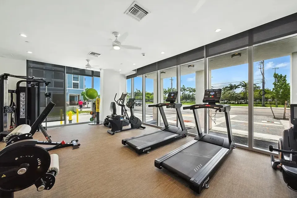 3 Bed 2 Bath Contemporary High-Rise Condo in Miami, FL - 3