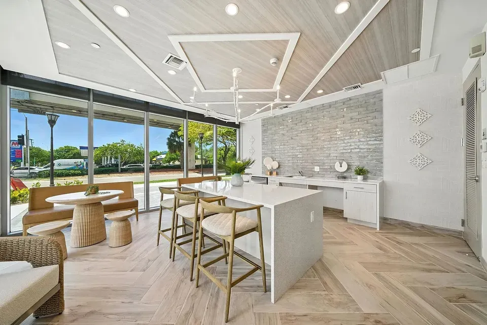 3 Bed 2 Bath Contemporary High-Rise Condo in Miami, FL - 4