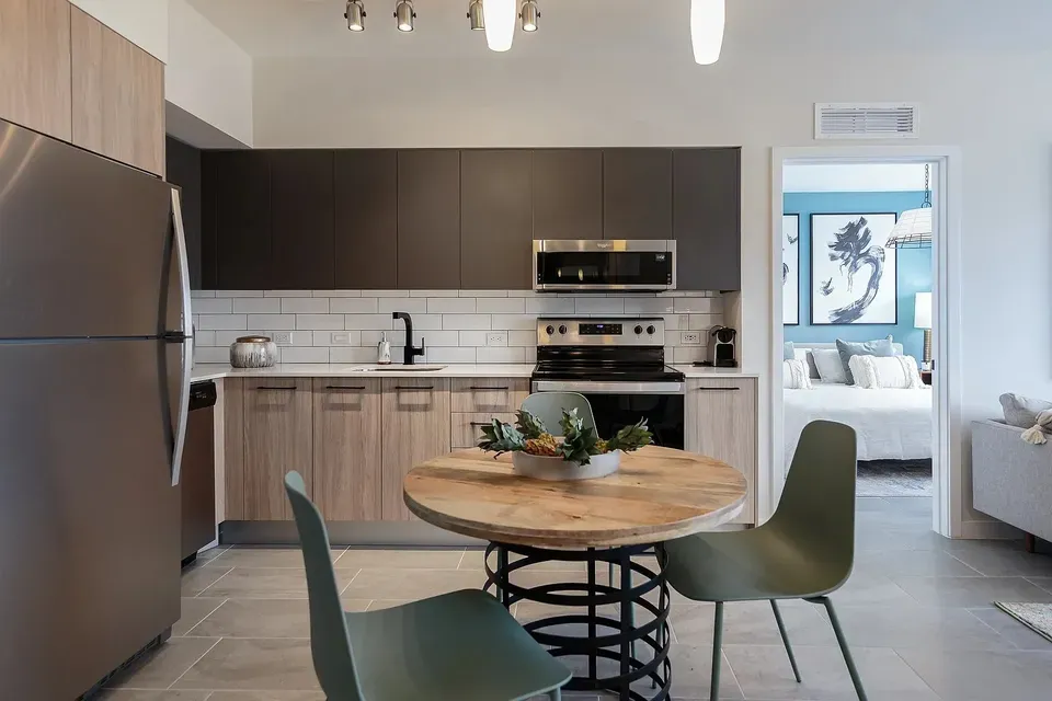 3 Bed 2 Bath Contemporary High-Rise Condo in Miami, FL - 4