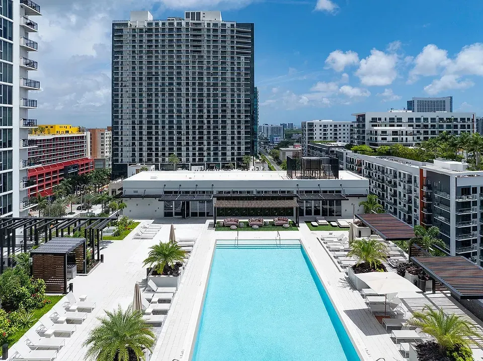 3 Bed 2 Bath Contemporary High-Rise Condo in Miami, FL - 1