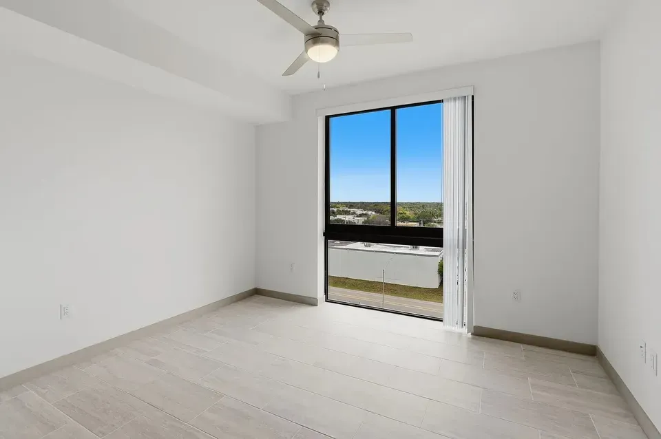 3 Bed 2 Bath Contemporary High-Rise Condo in Miami, FL - 1