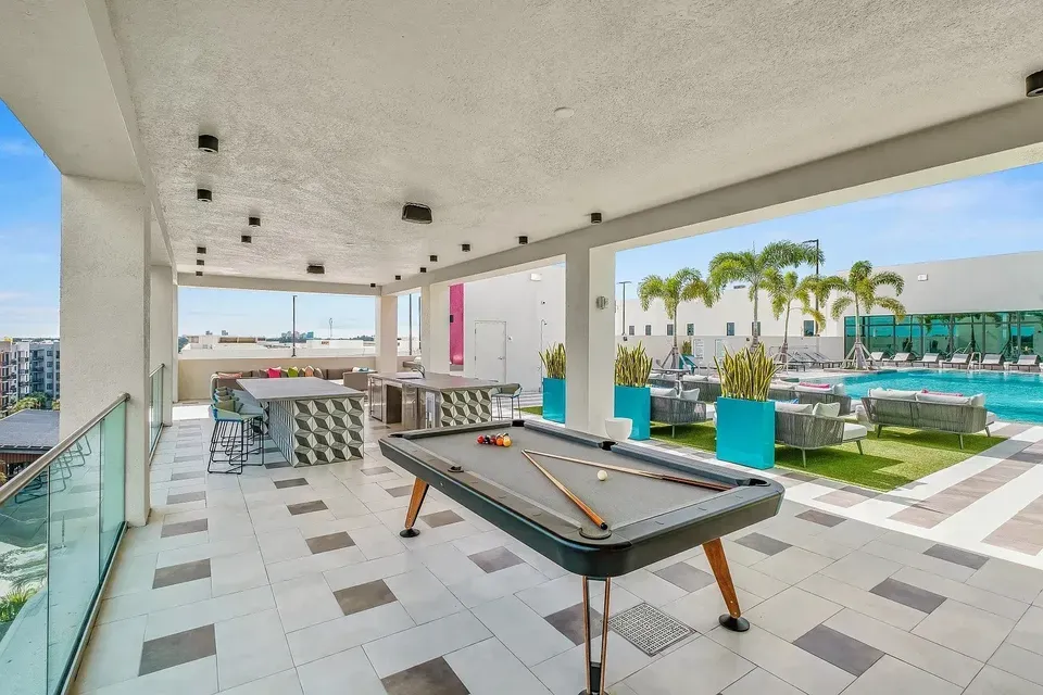 3 Bed 2 Bath Contemporary High-Rise Condo in Miami, FL - 5