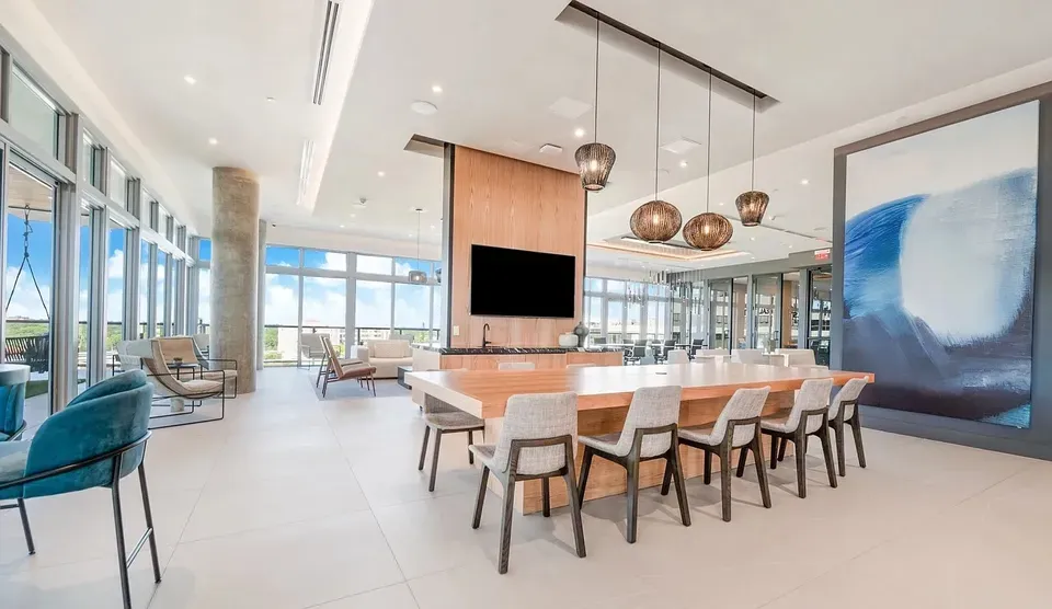 3 Bed 2 Bath Contemporary High-Rise Condo in Miami, FL - 5