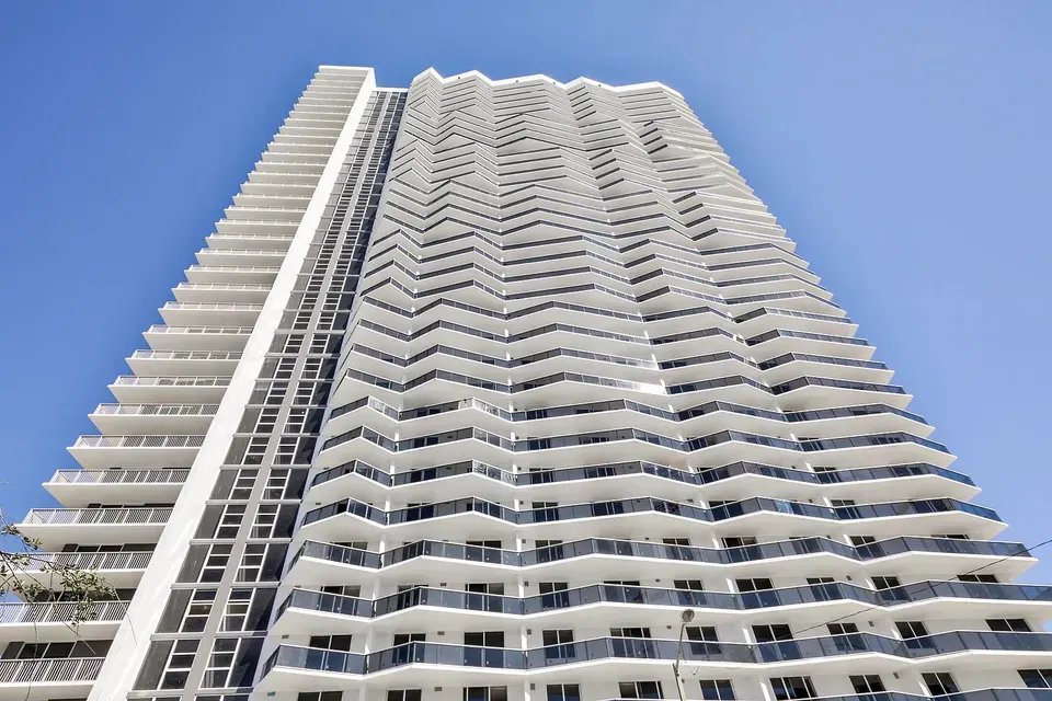 3 Bed 2 Bath Contemporary High-Rise Condo in Miami, FL - 3