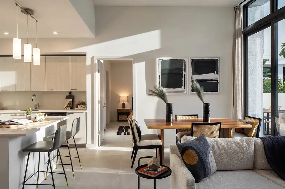 3 Bed 2 Bath Contemporary High-Rise Condo in Miami, FL - 1