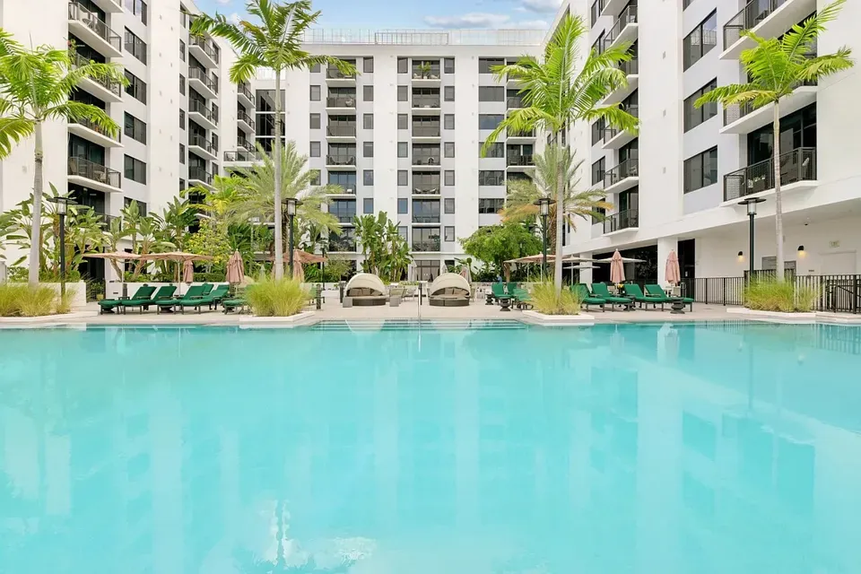 3 Bed 2 Bath Contemporary High-Rise Condo in Miami, FL - 3
