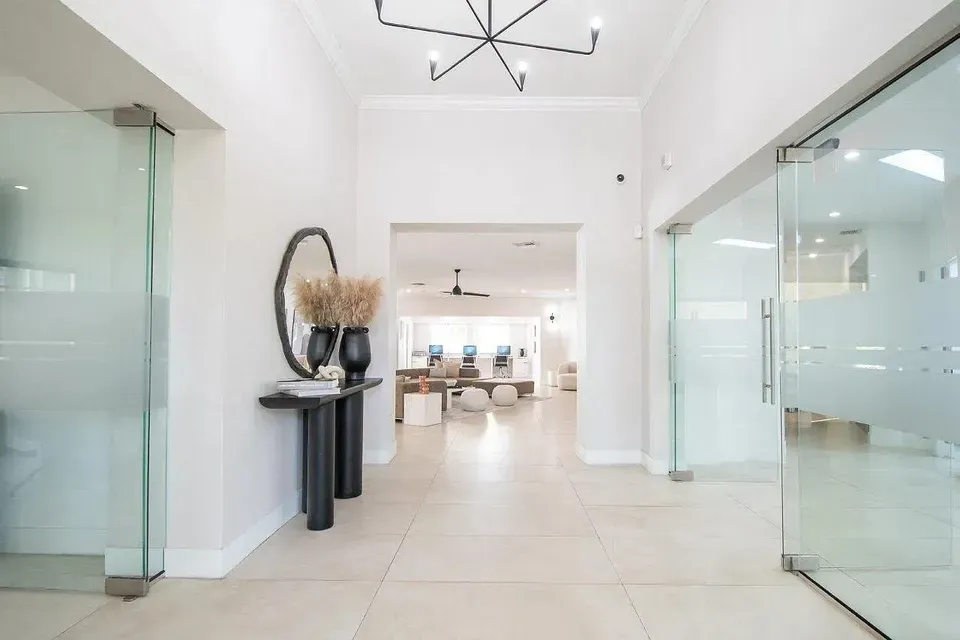 3 Bed 2 Bath Contemporary High-Rise Condo in Miami, FL - 4