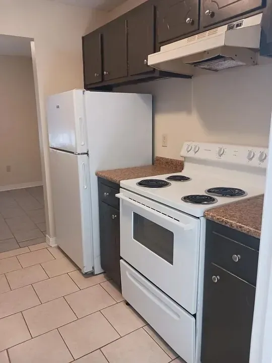 3 Bed 2 Bath Contemporary High-Rise Condo in Mobile, AL