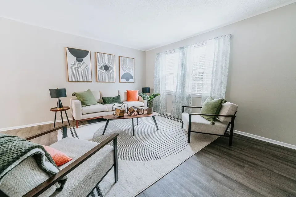 3 Bed 2 Bath Contemporary High-Rise Condo in Mobile, AL