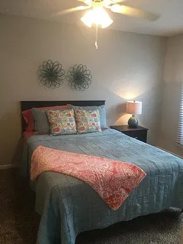 3 Bed 2 Bath Contemporary High-Rise Condo in Mobile, AL - 4