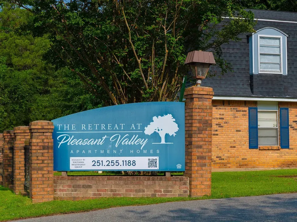 3 Bed 2 Bath Contemporary High-Rise Condo in Mobile, AL - 5