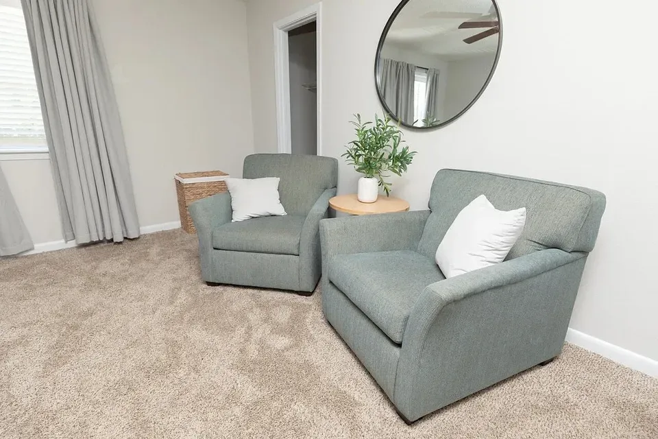 3 Bed 2 Bath Contemporary High-Rise Condo in Mobile, AL - 3