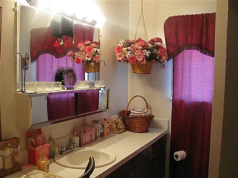 3 Bed 2 Bath Contemporary High-Rise Condo in Mobile, AL - 5
