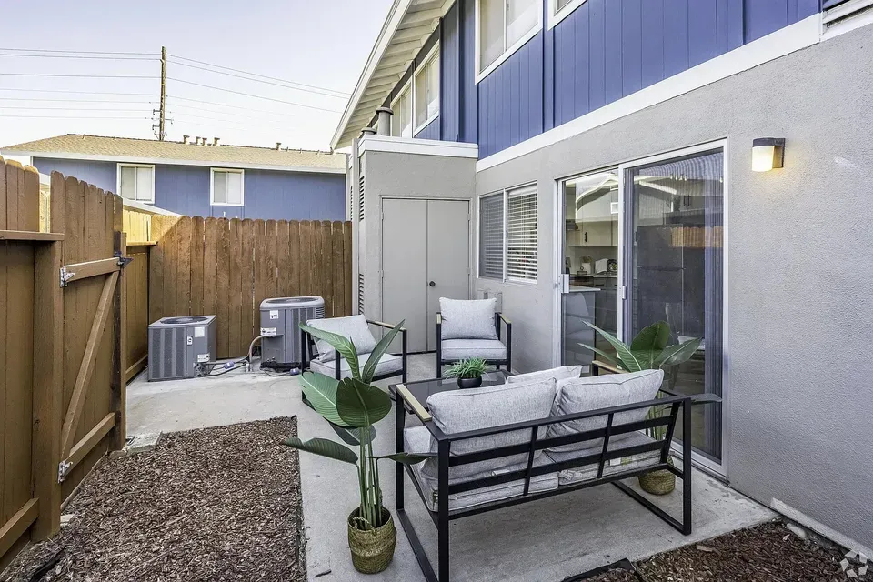 3 Bed 2 Bath Contemporary High-Rise Condo in Modesto, CA - 1