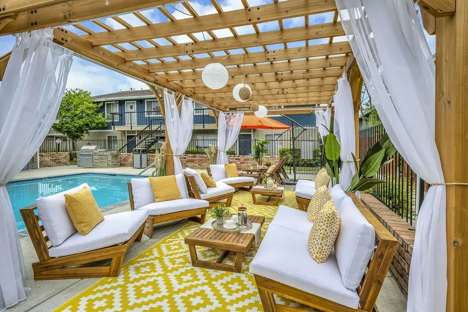 3 Bed 2 Bath Contemporary High-Rise Condo in Modesto, CA - 2