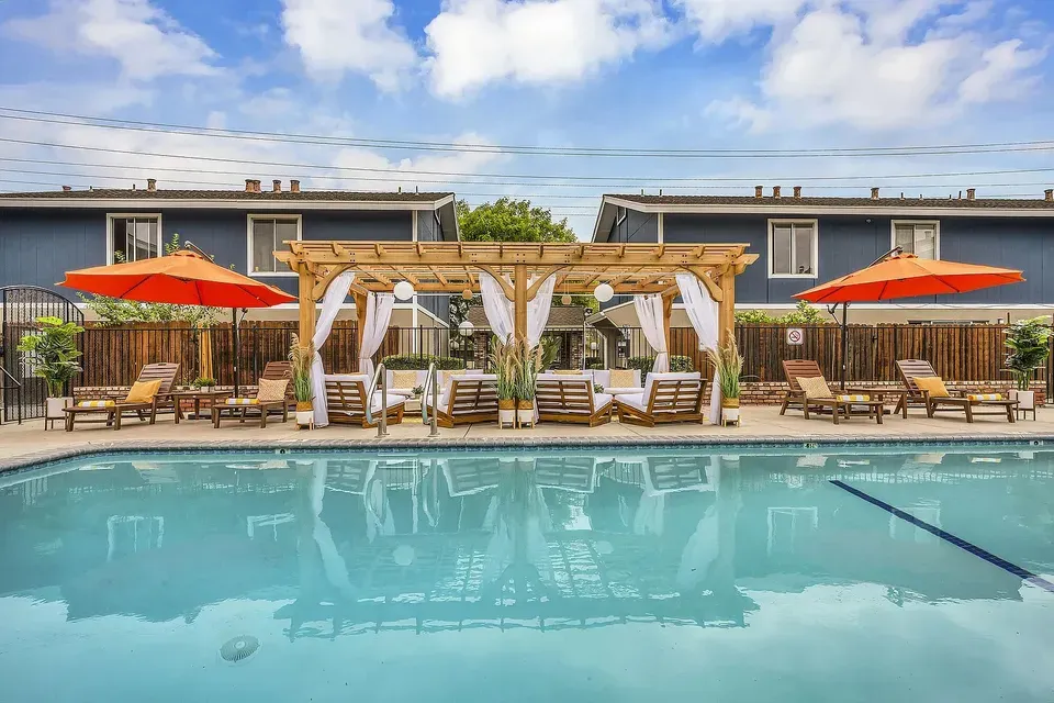 3 Bed 2 Bath Contemporary High-Rise Condo in Modesto, CA - 3