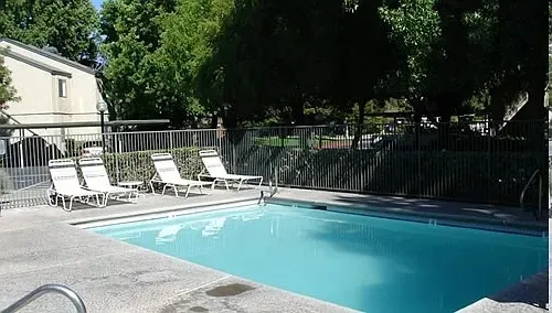 3 Bed 2 Bath Contemporary High-Rise Condo in Modesto, CA - 2