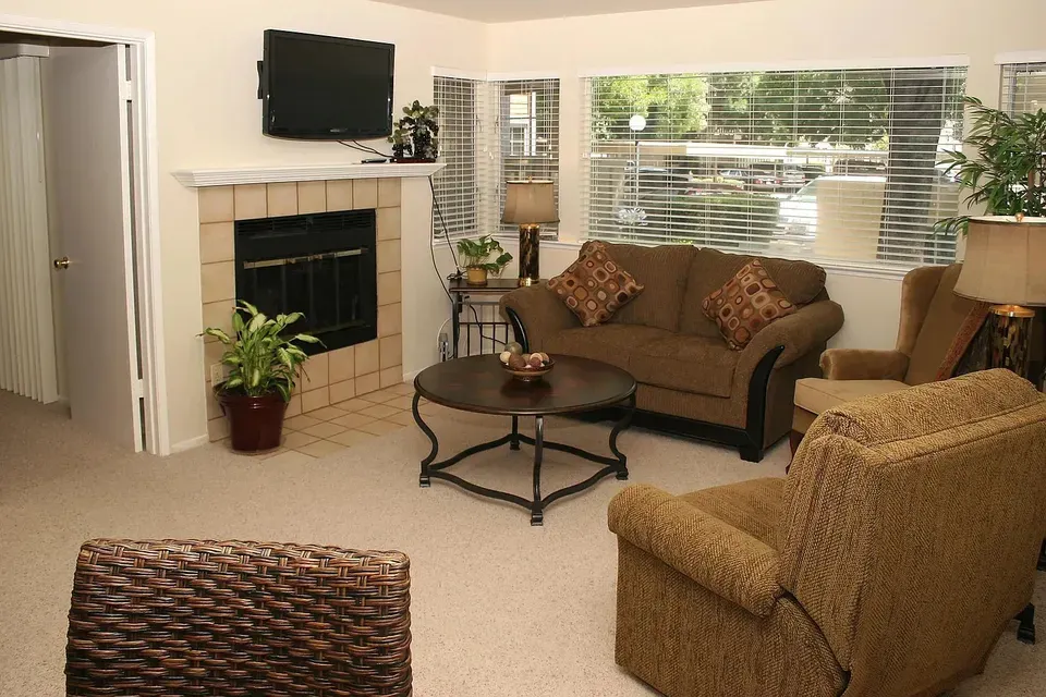 3 Bed 2 Bath Contemporary High-Rise Condo in Modesto, CA - 5