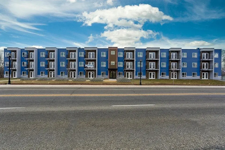3 Bed 2 Bath Contemporary High-Rise Condo in Nampa, ID