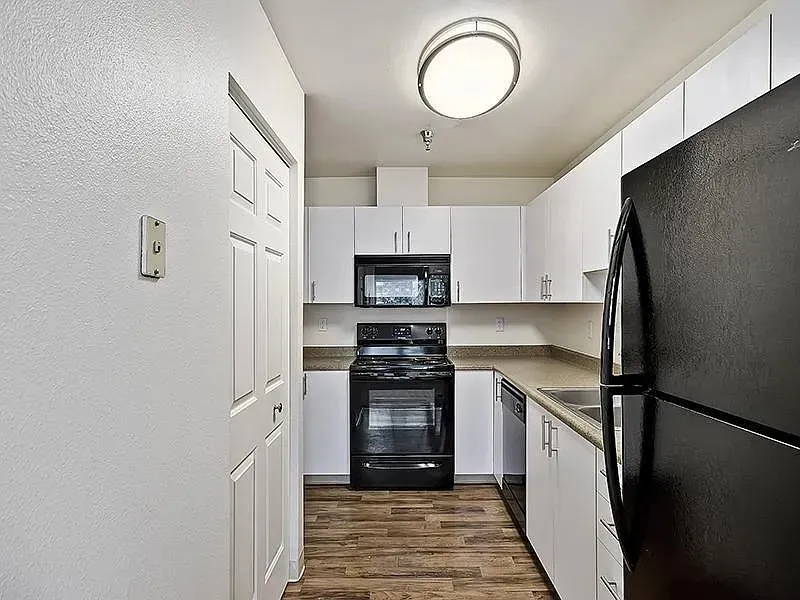 3 Bed 2 Bath Contemporary High-Rise Condo in Nampa, ID - 1