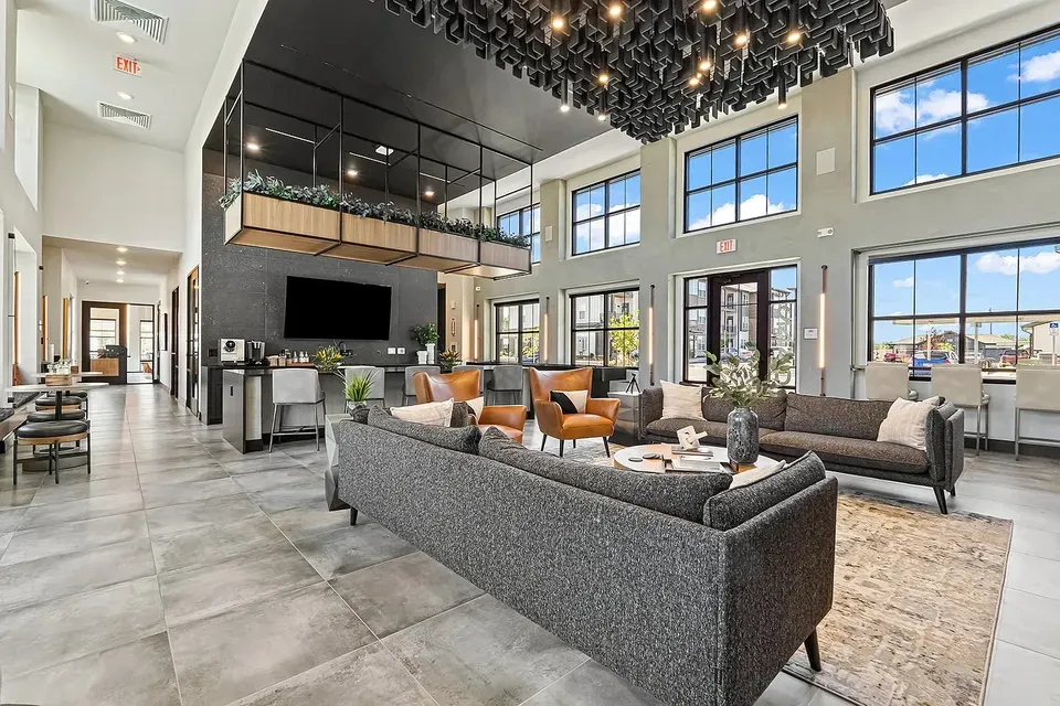 3 Bed 2 Bath Contemporary High-Rise Condo in Nampa, ID - 3