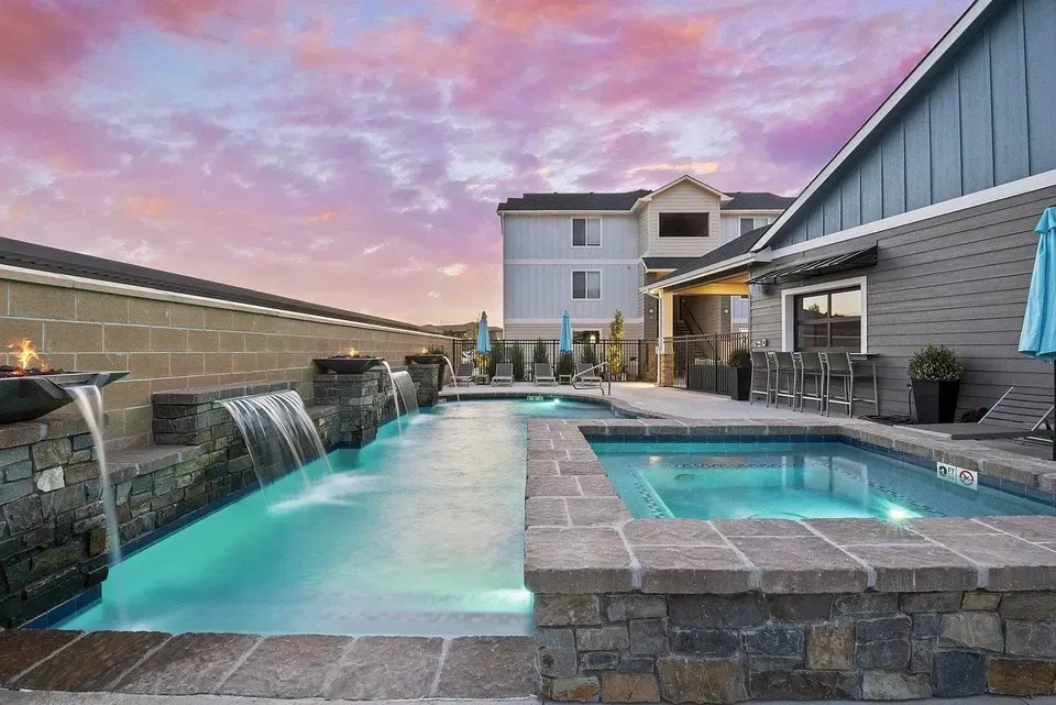 3 Bed 2 Bath Contemporary High-Rise Condo in Nampa, ID - 1