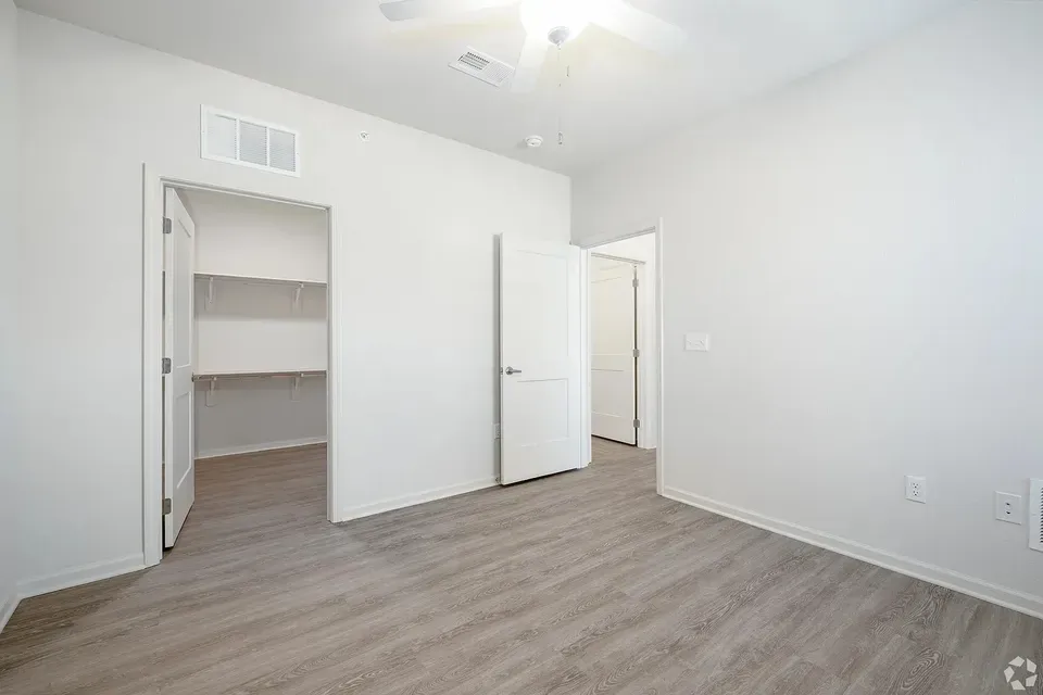3 Bed 2 Bath Contemporary High-Rise Condo in Nampa, ID - 5