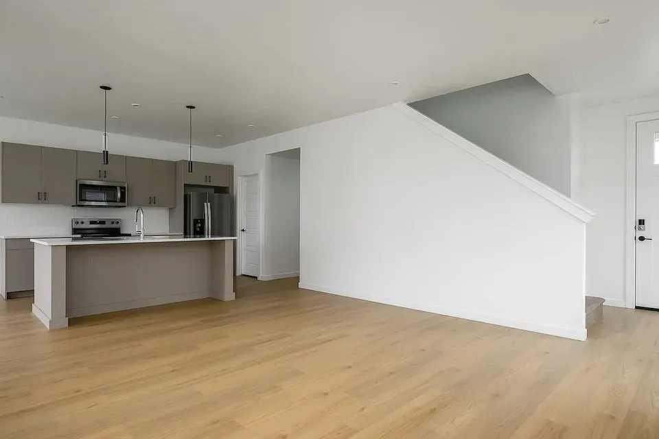 3 Bed 2 Bath Contemporary High-Rise Condo in Nampa, ID - 3
