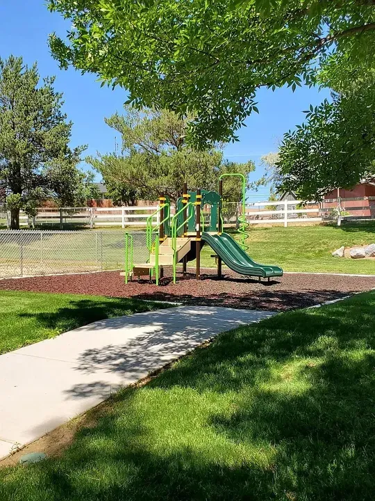 3 Bed 2 Bath Contemporary High-Rise Condo in Nampa, ID - 3