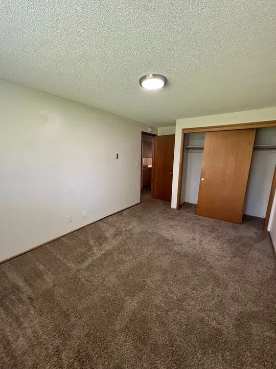 3 Bed 2 Bath Contemporary High-Rise Condo in Nampa, ID - 1