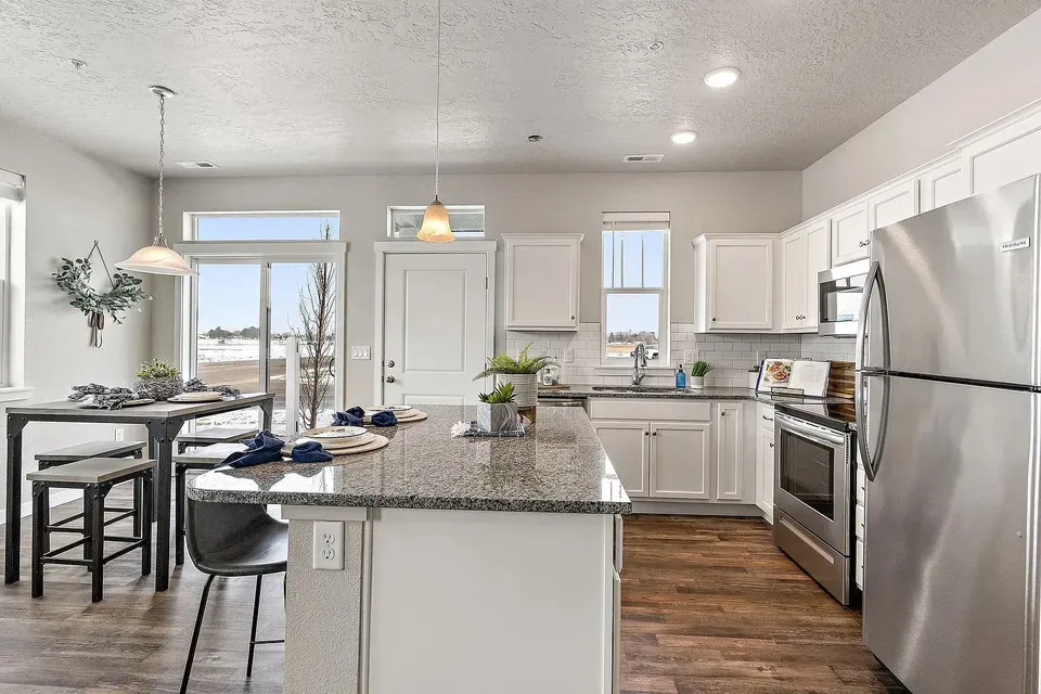 3 Bed 2 Bath Contemporary High-Rise Condo in Nampa, ID - 3