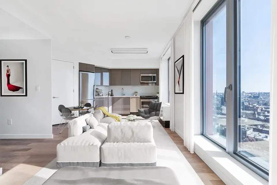 3 Bed 2 Bath Contemporary High-Rise Condo in New York, NY - 1